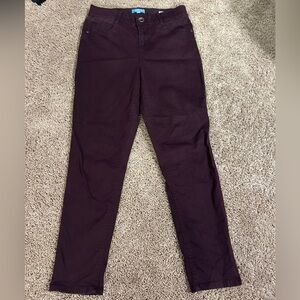 Draper James Mid-Rise Skinny Jeans ~ Wine Red, fall
Jeans size 10